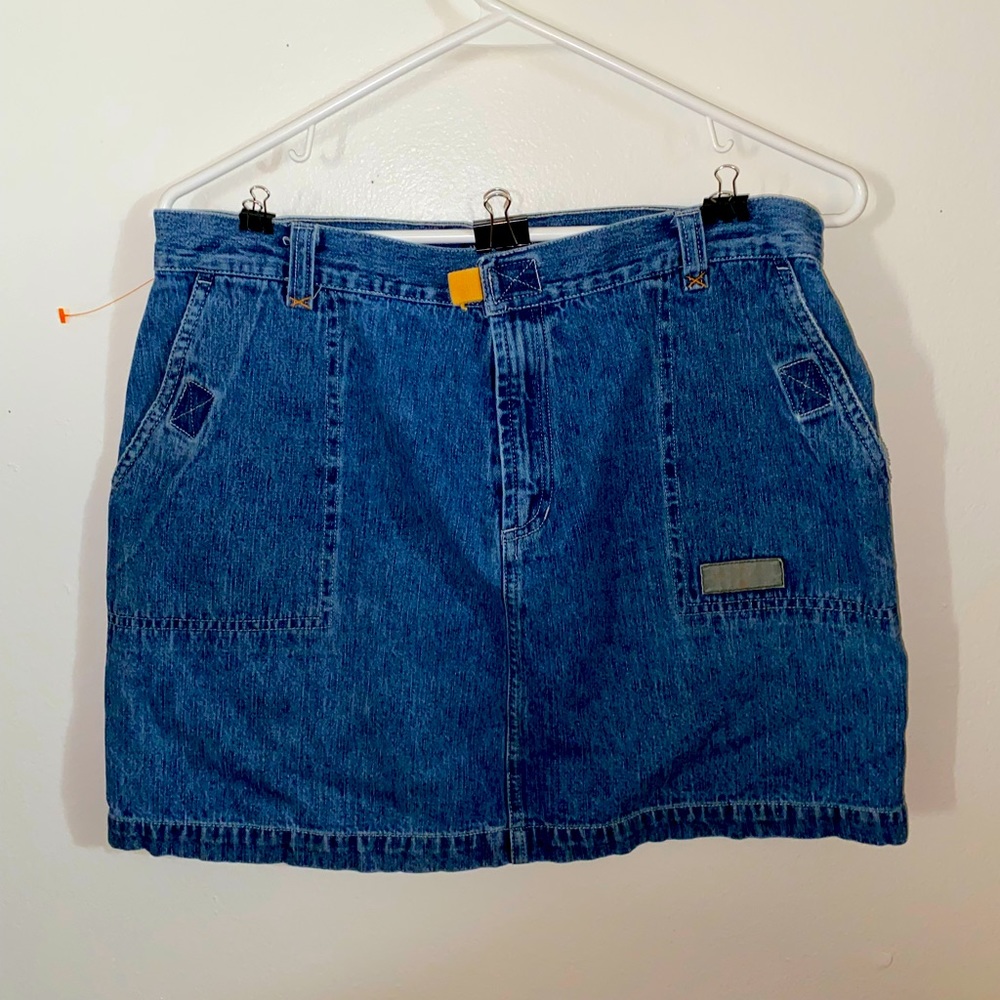 Women’s Vintage American Eagle Skirt